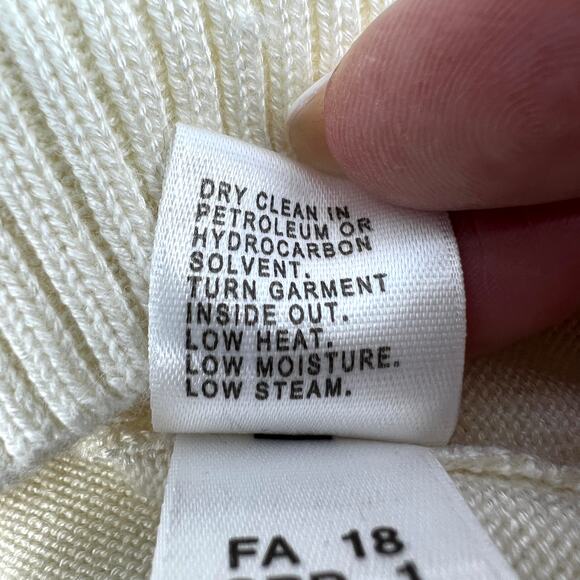 St. John Resort Striped Metallic Wool Cashmere Knit Shell Cream Black Size XL - Picture 9 of 10